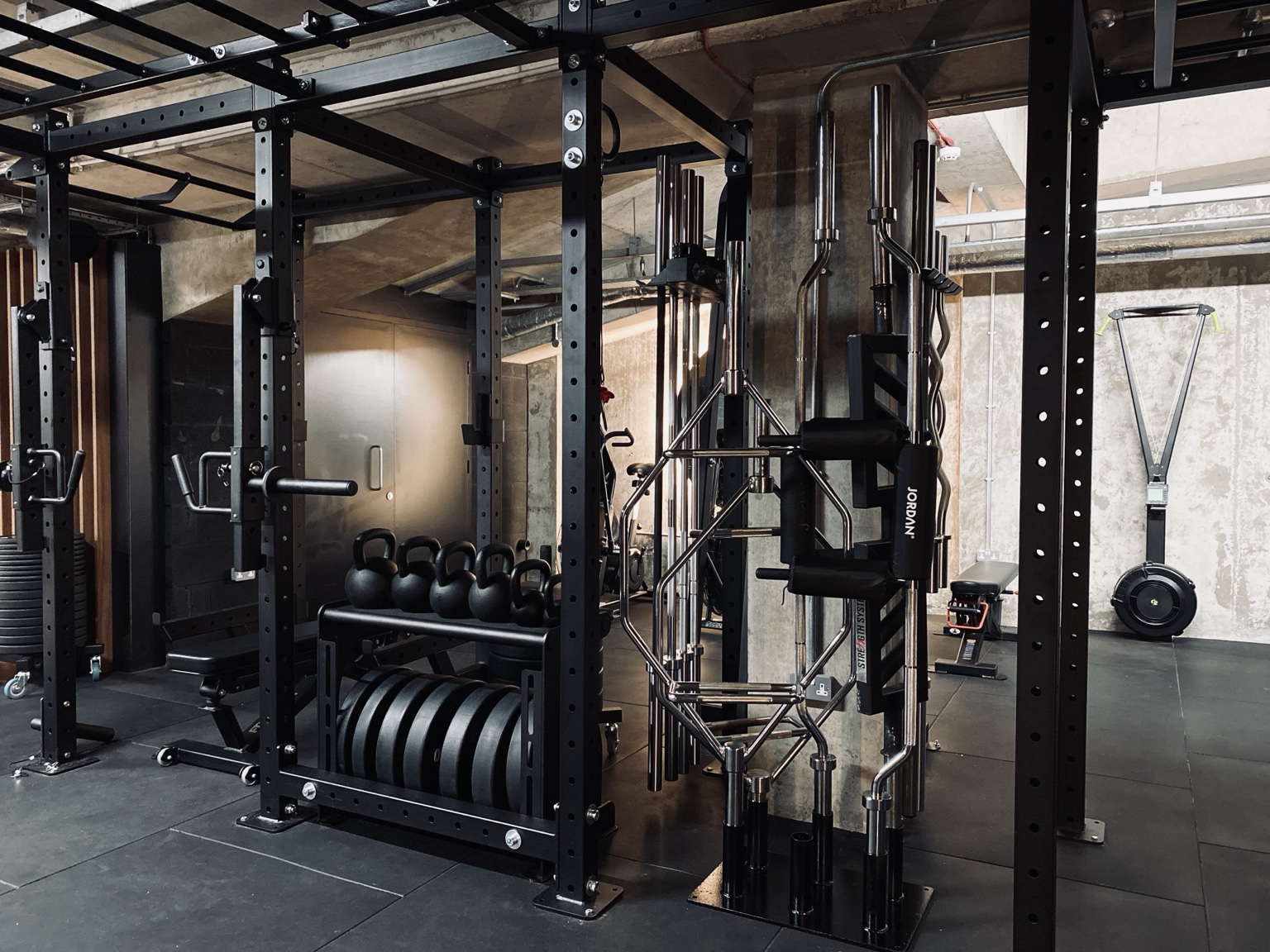 Performance training rigs available for private hire